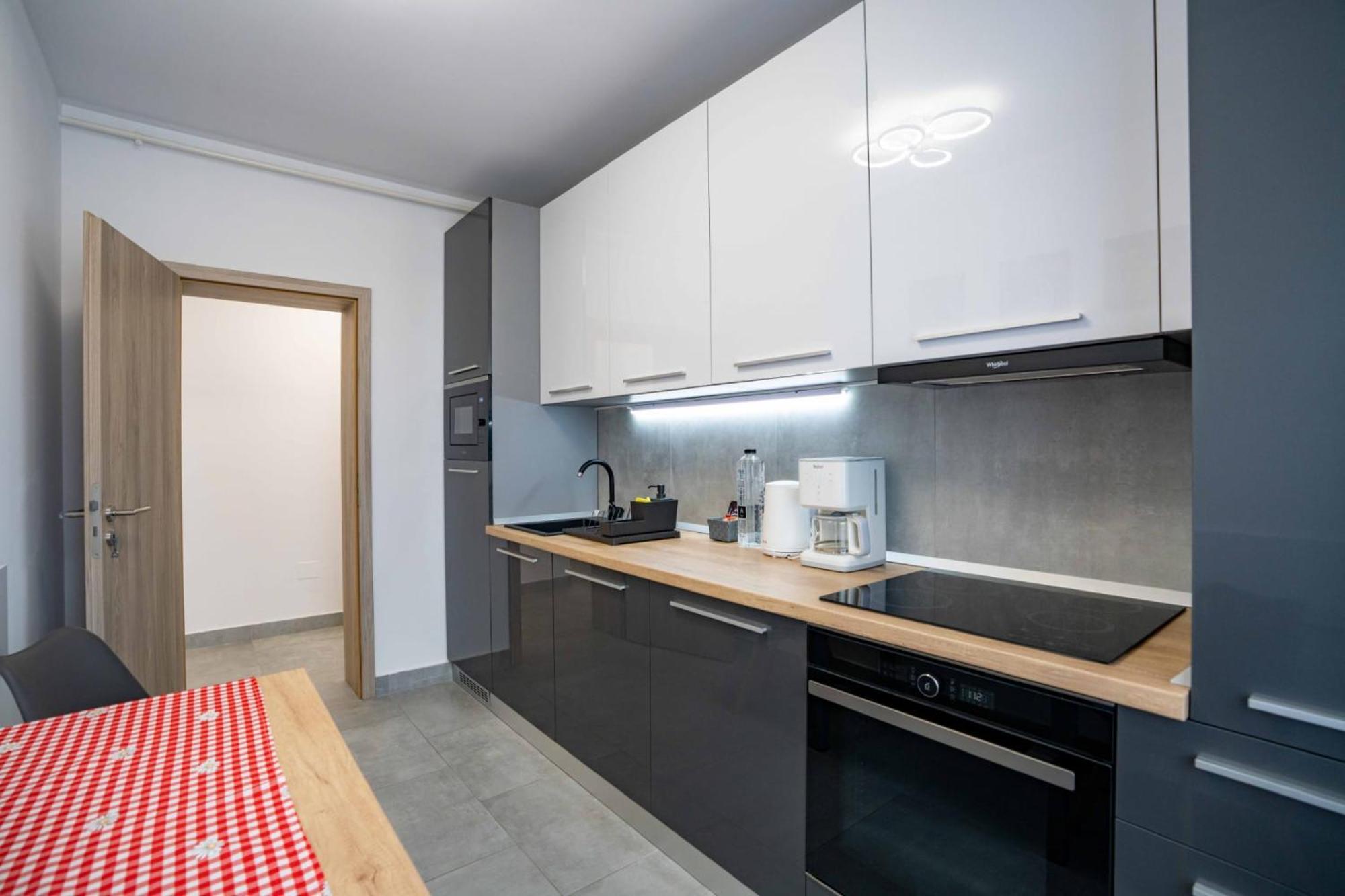 Cozyhome ブラショフ エクステリア 写真